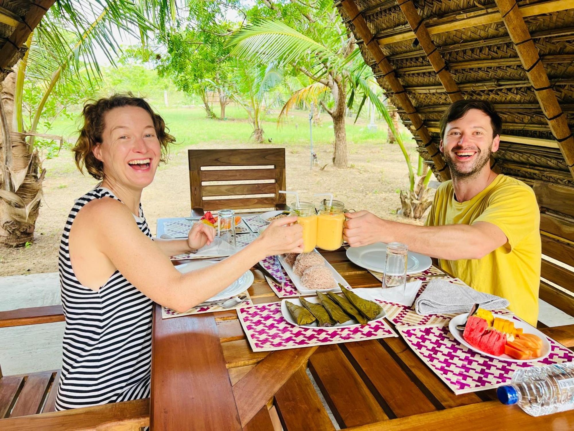 Kingfisher Beach Resort-Yala Kirinda  Exterior foto